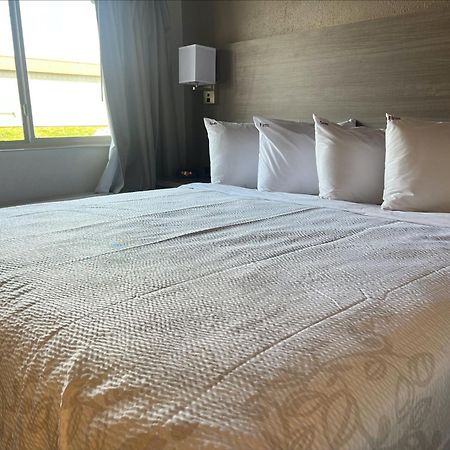 Red Roof Inn Bourbonnais Экстерьер фото